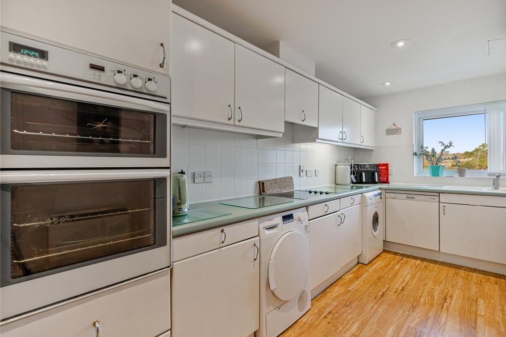 A20 - Embankment Rd, Flat 6 The Moorings, Kingsbri