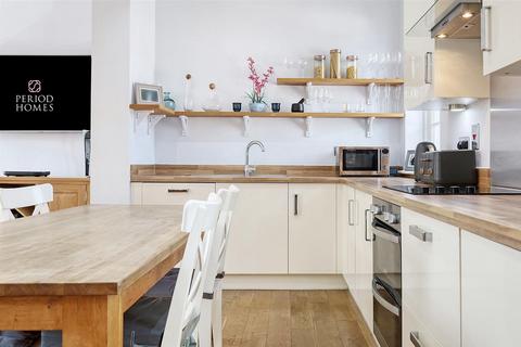 2 bedroom apartment for sale, Mary Munnion Quarter, Chelmsford, CM2