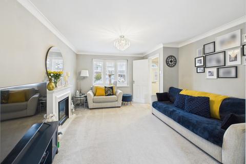 3 bedroom detached house for sale, Birchwood Gardens, Cardiff. CF14