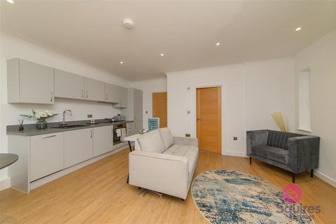 1 bedroom flat for sale, Great North Way, London