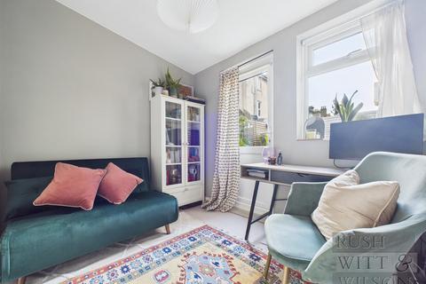 2 bedroom apartment for sale, St. Johns Road, St. Leonards-On-Sea