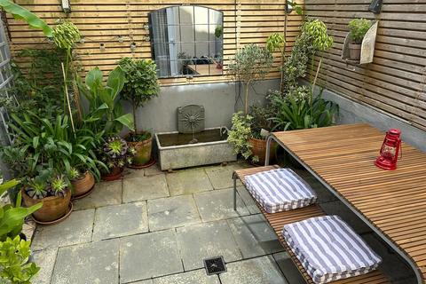 2 bedroom apartment for sale, St. Johns Road, St. Leonards-On-Sea