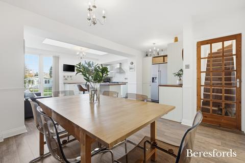 undefined, Repton Avenue, Gidea Park, RM2