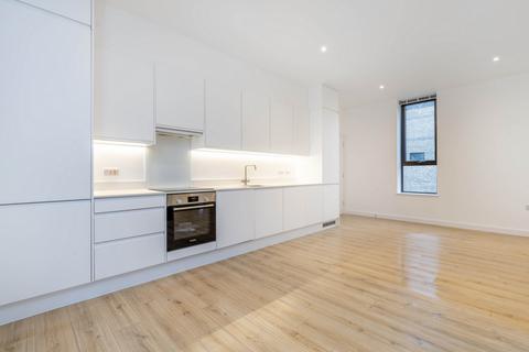 2 bedroom apartment to rent, Inglis Road, London, W5