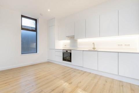 2 bedroom apartment to rent, Inglis Road, London, W5