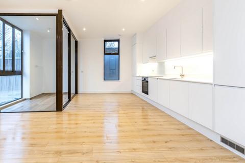 2 bedroom apartment to rent, Inglis Road, London, W5