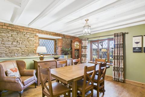4 bedroom detached house for sale, Monmouth NP25