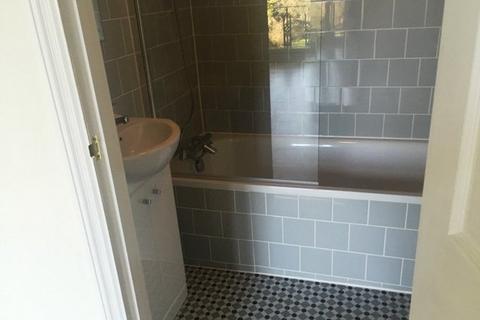 Studio to rent, Parsifal Road, West Hampstead NW6