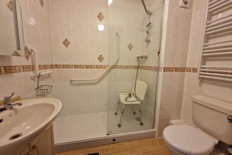 1 bedroom retirement property for sale, Admirals Court, Rolle Road, Exmouth, EX8 2BH