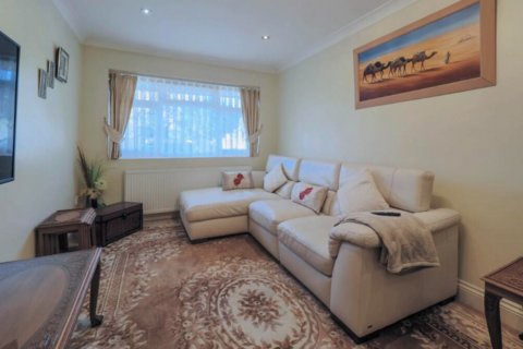 4 bedroom detached house for sale, Kynaston Wood, Harrow HA3