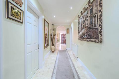 4 bedroom detached house for sale, Kynaston Wood, Harrow HA3