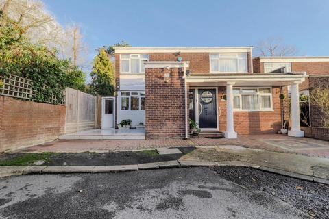 Kynaston Wood, Harrow HA3