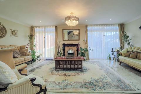 4 bedroom detached house for sale, Kynaston Wood, Harrow HA3