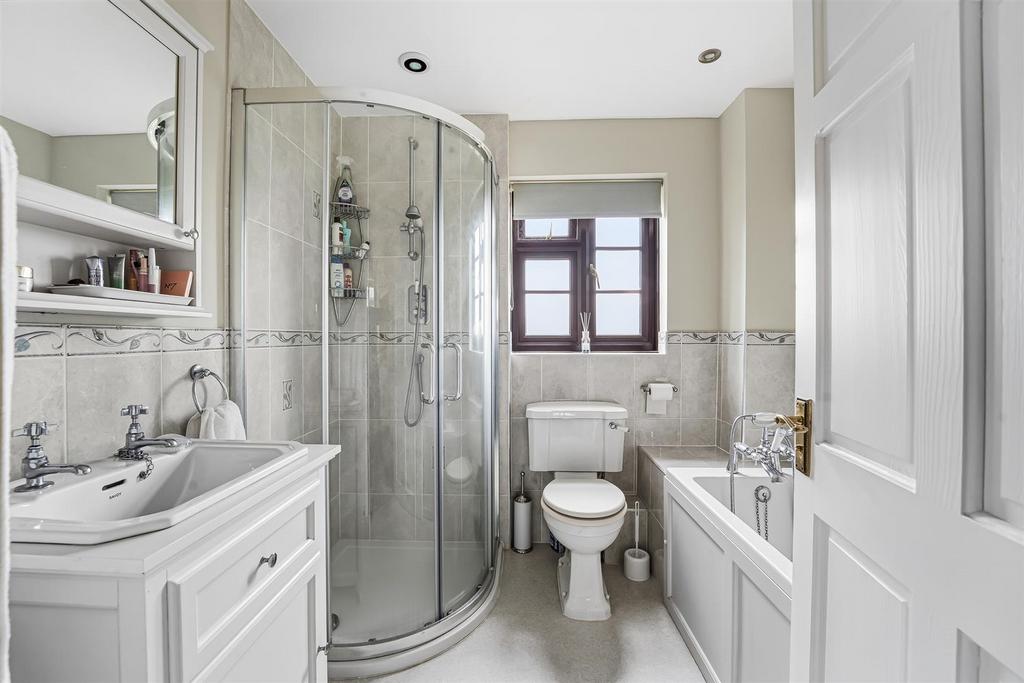 En-suite Bathroom