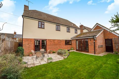 5 bedroom detached house for sale, Newbury Lane, Silsoe