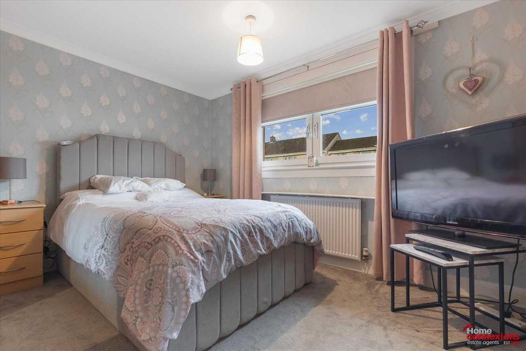 Bedroom One (1)