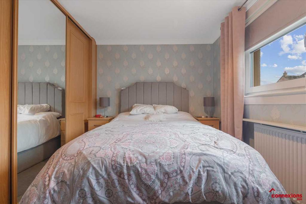 Bedroom One (2)