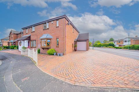 3 bedroom semi-detached house for sale, Enderby Close, Bentley Heath, B93