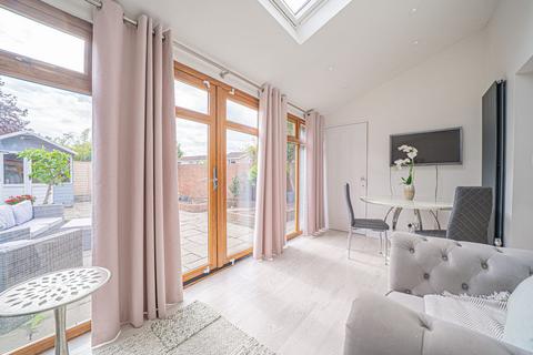 3 bedroom semi-detached house for sale, Enderby Close, Bentley Heath, B93