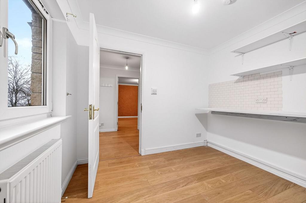 Study / Bedroom