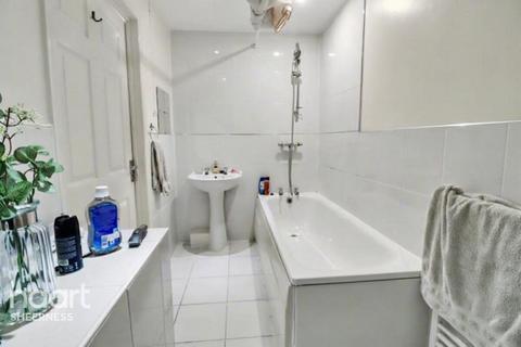 1 bedroom flat for sale, High Street, Sheerness