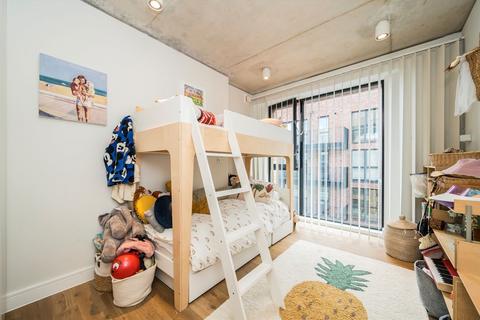 undefined, Mentmore Terrace, London E8