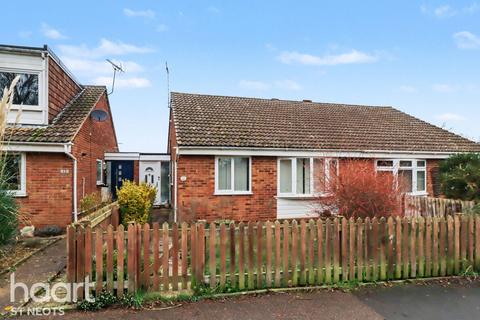 2 bedroom semi-detached bungalow for sale, Beeson Close, Little Paxton