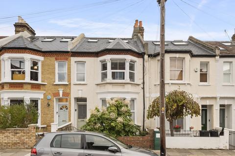3 bedroom apartment for sale, Fircroft Road, SW17