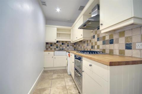 2 bedroom flat to rent, Montpellier GL50 1UL