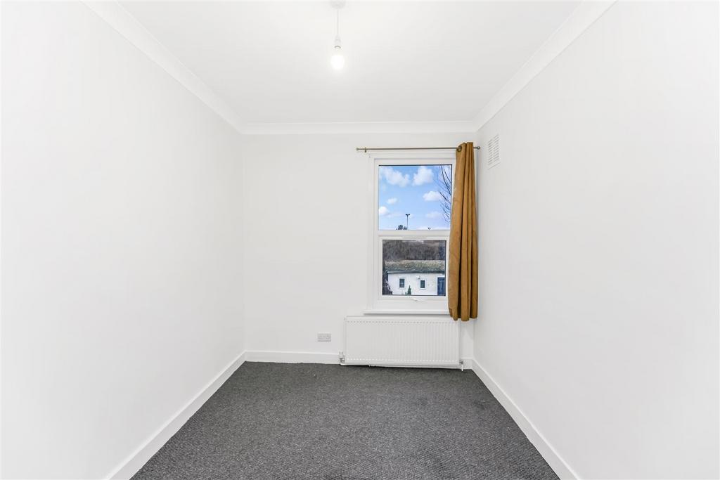15 garner road e17-8.jpg