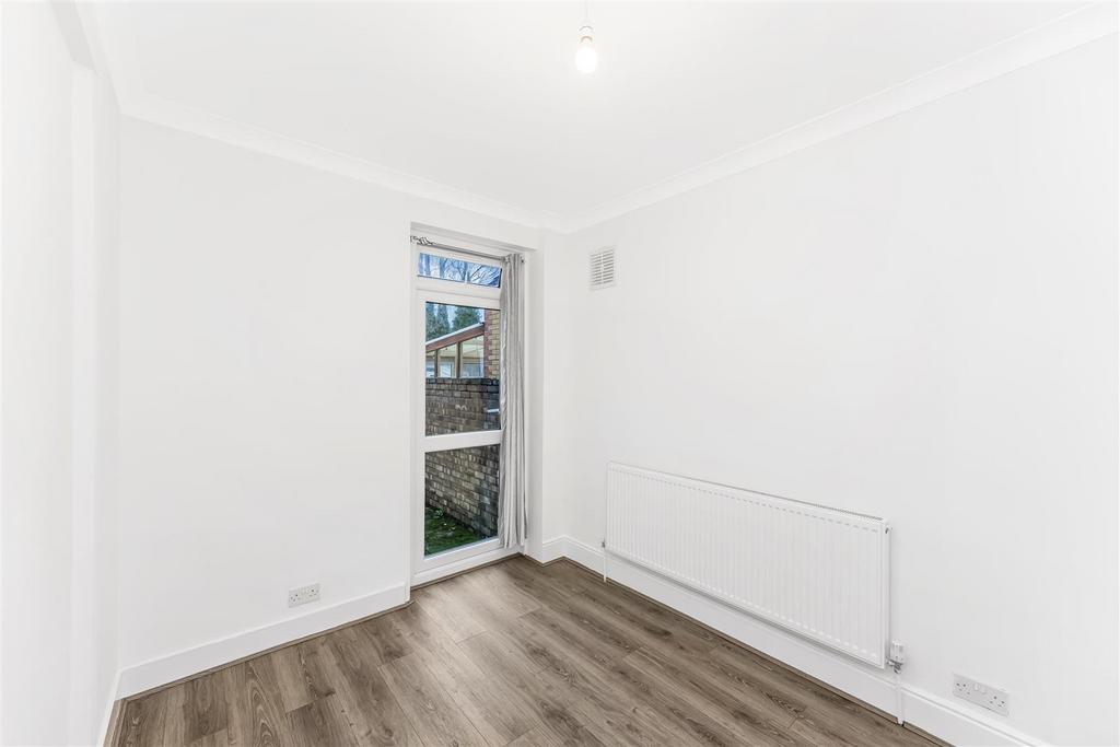 15 garner road e17-9.jpg