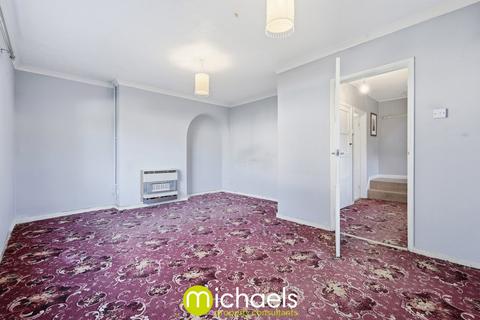 3 bedroom end of terrace house for sale, Gloucester Avenue, Colchester, CO2