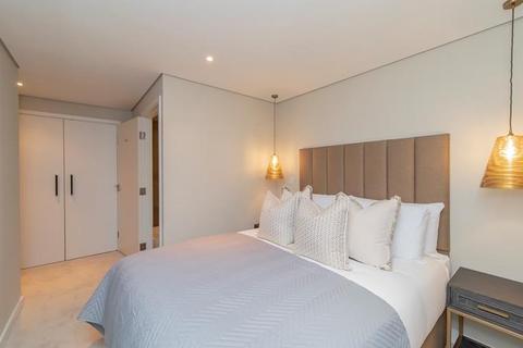 3 bedroom flat to rent, Merchant Square East, London