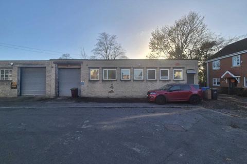 Industrial development to rent, Units 1-3, 15 Pecks Hill Mansfield NG18 2NN