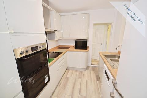 3 bedroom end of terrace house to rent, Granville Road Gillingham ME7