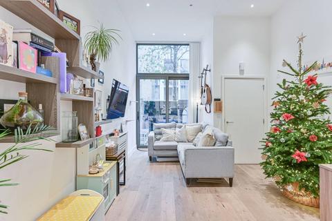 2 bedroom flat for sale, Balham High Road, Balham, London, SW17