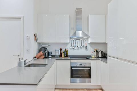 2 bedroom flat for sale, Balham High Road, Balham, London, SW17