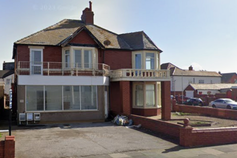 1 bedroom flat for sale, Queens Promenade, Blackpool