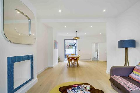 3 bedroom terraced house for sale, Colehill Lane, London
