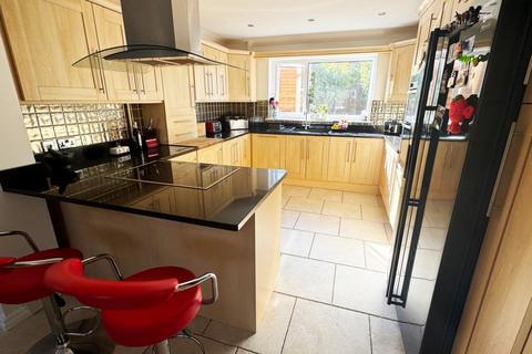 4 bedroom detached house for sale, Ashleigh Close, Rugby, CV23