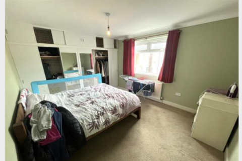 2 bedroom house to rent, Donnington Gardens, Berkshire RG1