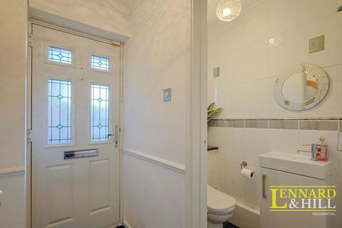 3 bedroom end of terrace house for sale, Palmers Drive, Grays RM17