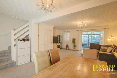 3 bedroom end of terrace house for sale, Palmers Drive, Grays RM17