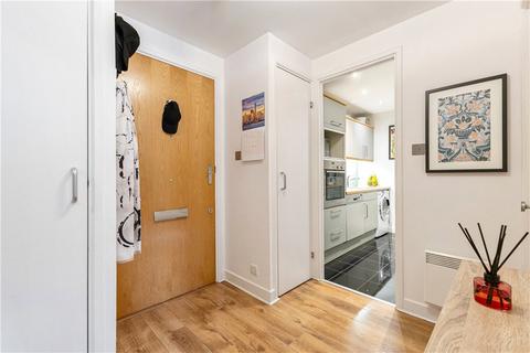 1 bedroom flat for sale, Queen Elizabeth Street, London, SE1