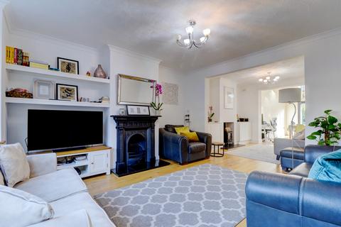 3 bedroom semi-detached house for sale, Woodland Close, Buckinghamshire HP12