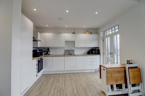 2 bedroom apartment for sale, Rectory Avenue, Buckinghamshire HP13