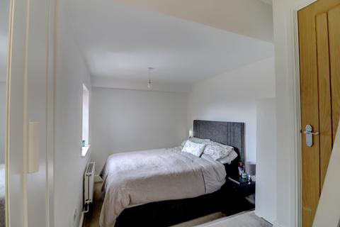 2 bedroom apartment for sale, Rectory Avenue, Buckinghamshire HP13
