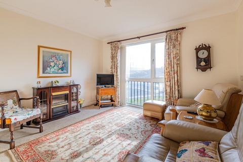 undefined, Bronrhiw Fach, Caerphilly CF83
