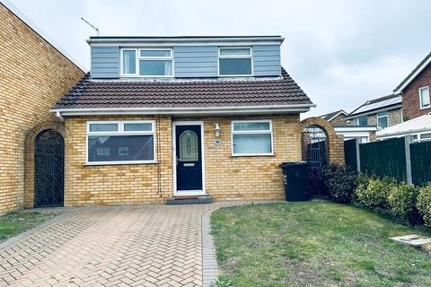 3 bedroom detached house to rent, Warwick Drive, Ramsgate, Kent, CT11