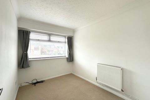 3 bedroom detached house to rent, Warwick Drive, Ramsgate, Kent, CT11